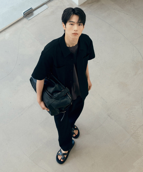 [COUTURE]Black one-tuck relaxes fit tissue deformation banding pants