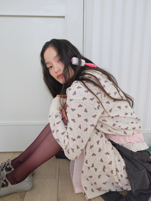 Bloom Neckline Cardigan (Cream)
