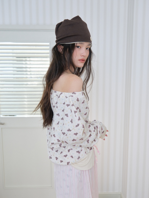 Bloom Neckline Cardigan (Cream)