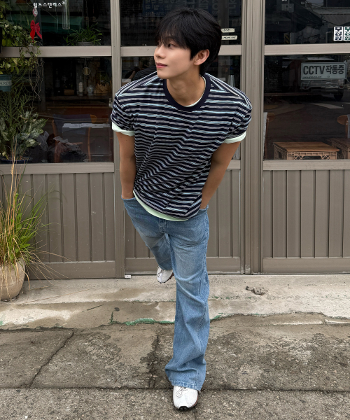 [ON]Multi-stripe cropped short-sleeved T-shirt - 2 colors