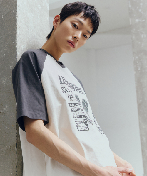 [ON]Graphic Oversized Fit Raglan Short-Sleeved T-shirt - 2color