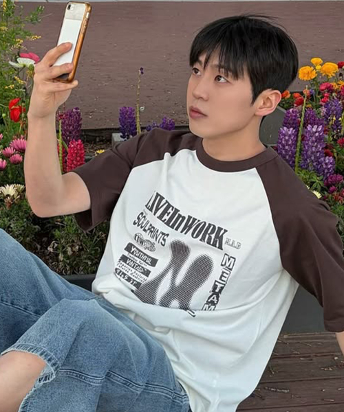[ON]Graphic Oversized Fit Raglan Short-Sleeved T-shirt - 2color