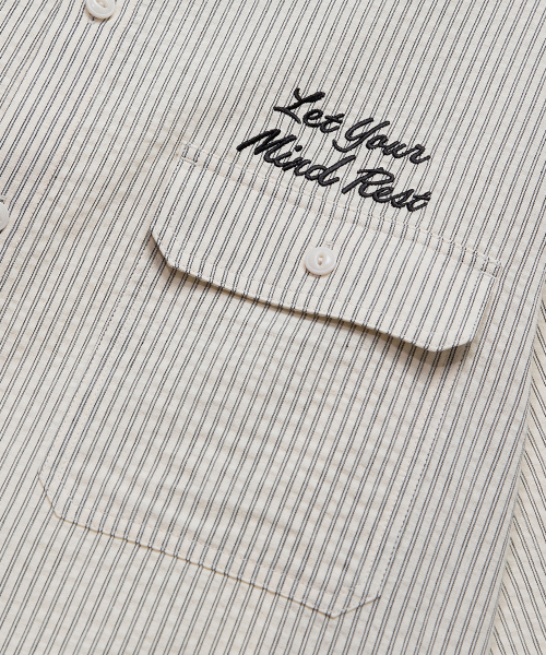 [UNS]mbroidered stripe oversized fit ivory short-sleeved shirt