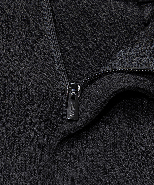 Relax Fit Crinkle Pull Banding Black Half Pants