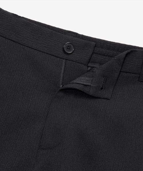 Relax Fit Crinkle Pull Banding Black Half Pants