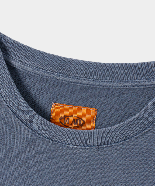 VLAD CUT-OFF APPLIQUE HALF T-SHIRT_VINTAGE BLUE