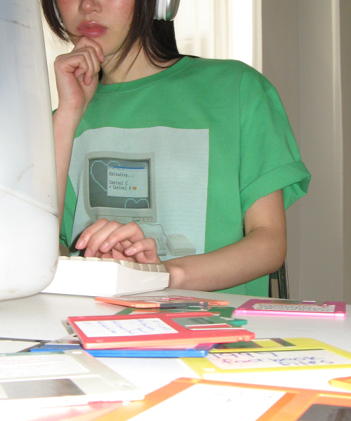 RETRO COMPUTER GRAPHIC OVER FIT T SHIRT GREEN