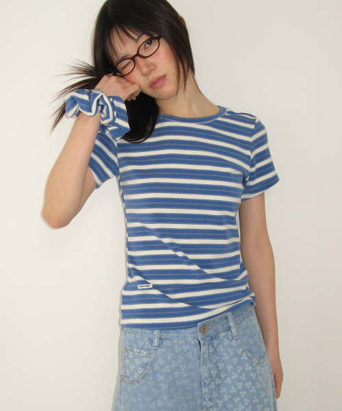 SCRUNCHIE SET SLIM FIT T SHIRT BLUE STRIPE