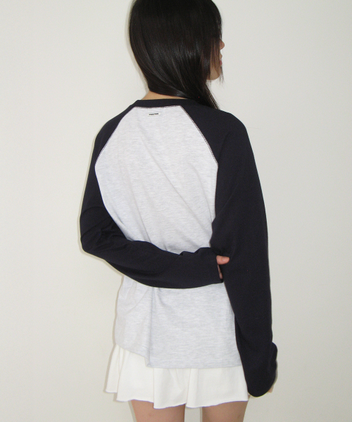VINTAGE ARCHIVE RAGLAN LONG SLEEVE NAVY