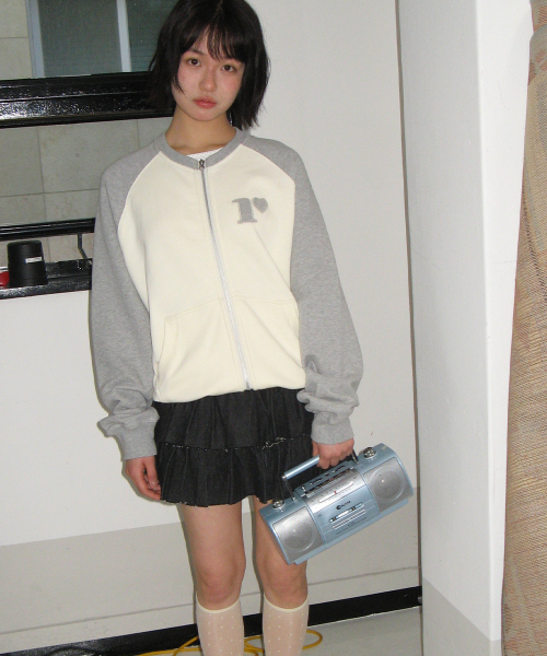 COLLARLESS RAGLAN ZIP UP CREAM