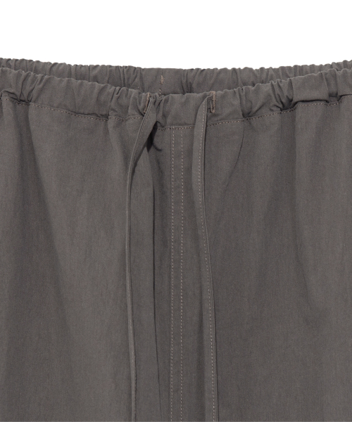 TCM mini logo nylon pants (brown)