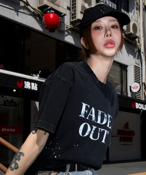 XF009 페이드 페인팅 워싱 티셔츠 (BLACK)