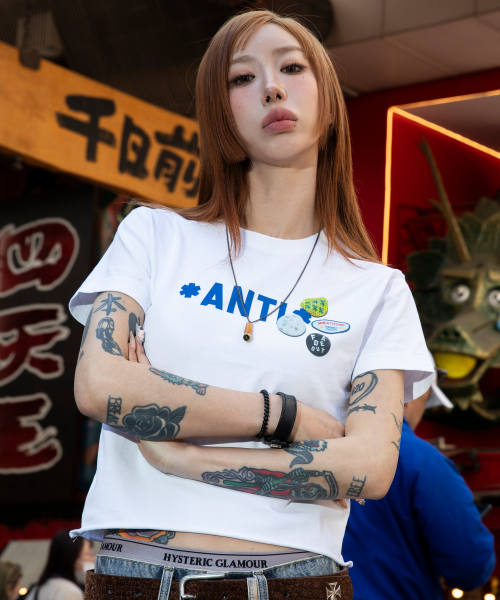XF010 안티 핀 뱃지 티셔츠 (WHITE)