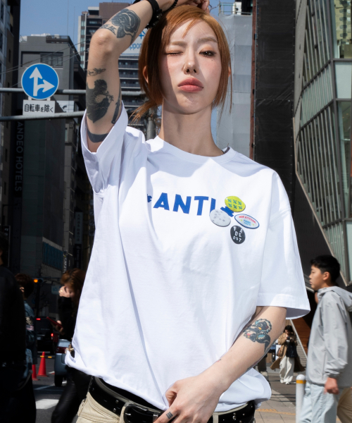 XF010 안티 핀 뱃지 티셔츠 (WHITE)