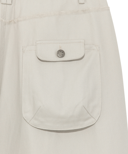 TCM cut out offset pocket pants (beige)