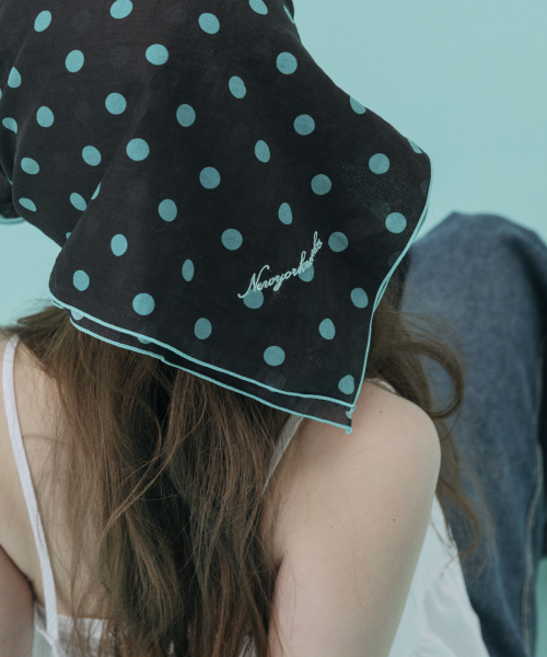 POPPING MINT POLKA DOTS SCARF_BLACK
