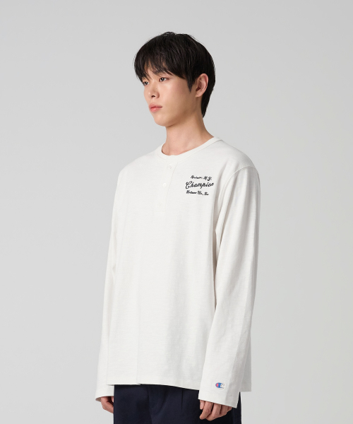 헤리티지 루즈핏 헨리넥 롱슬리브 티셔츠 White