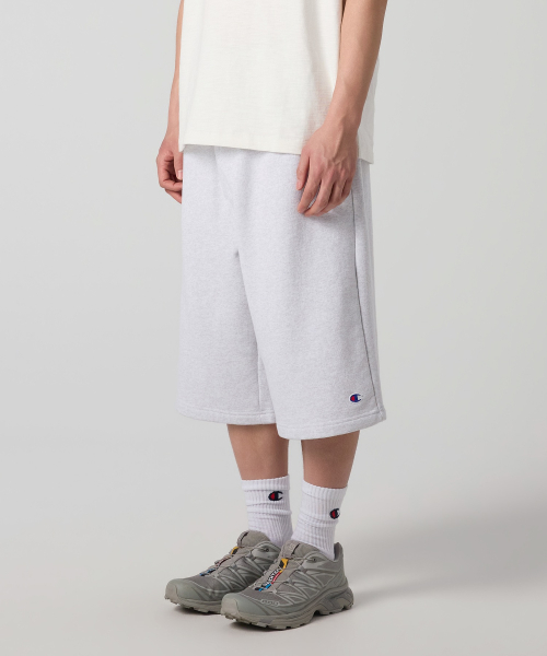 C로고 루즈핏 버뮤다 스웨트 팬츠 Light Grey