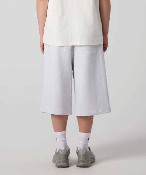 C로고 루즈핏 버뮤다 스웨트 팬츠 Light Grey
