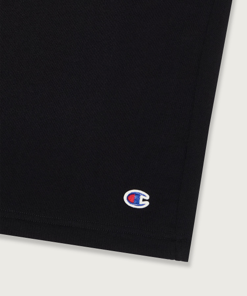 C로고 루즈핏 버뮤다 스웨트 팬츠 Black