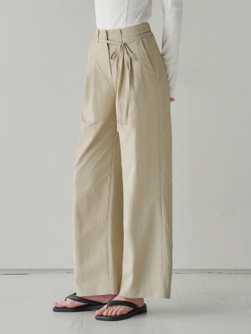 Belted Two-tucked Nylon Pants Beige AT6PAA023BI