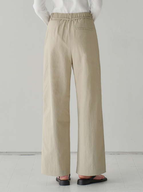 Belted Two-tucked Nylon Pants Beige AT6PAA023BI