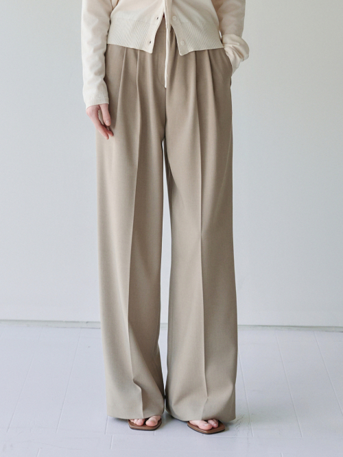 Two-tucked Wide banding Slacks Khaki AT6PAA022KK