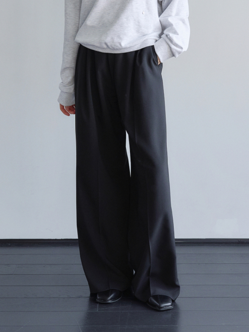 Two-tucked Wide banding Slacks Black AT6PAA022BK