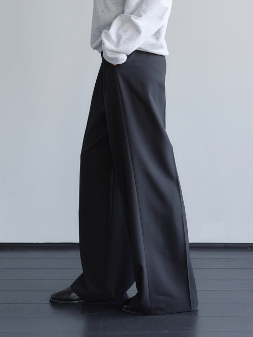 Two-tucked Wide banding Slacks Black AT6PAA022BK