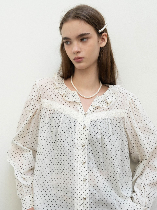 Clover Pattern Ruffle Blouse MU2611BL106M