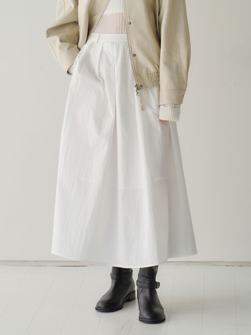 Volume Flared Skirt White AT6SKA028WT