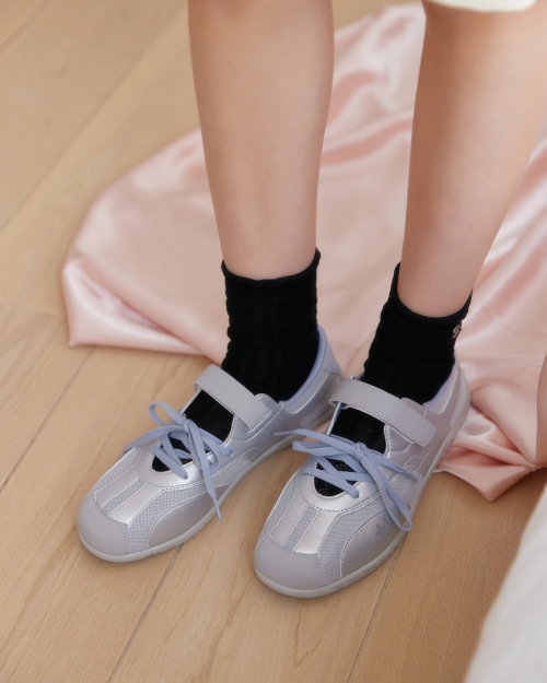로마리 레이스업 스니커즈 그레이쉬 블루 OZSQGA117L