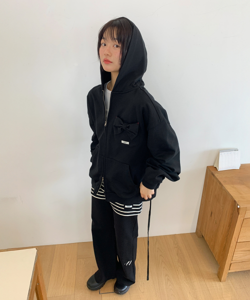 RIBBON POCKET HOODED ZIP UP BLACK