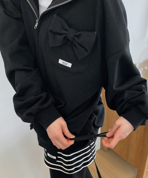 RIBBON POCKET HOODED ZIP UP BLACK