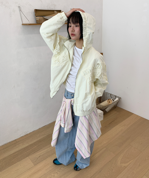 RUCHED HOODED LOOSE FIT WIND JUMPER CREAM