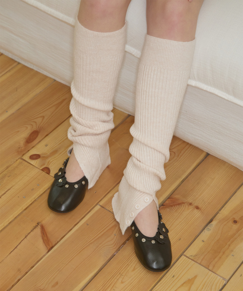 Petal Muse Flat