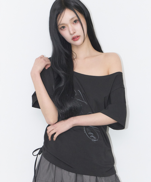 RIBBON STRING OFF SHOULDER T-SHIRT BLACK