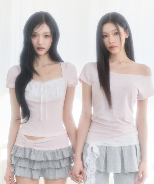 LACE BOAT NECK SHIRRING TOP PINK