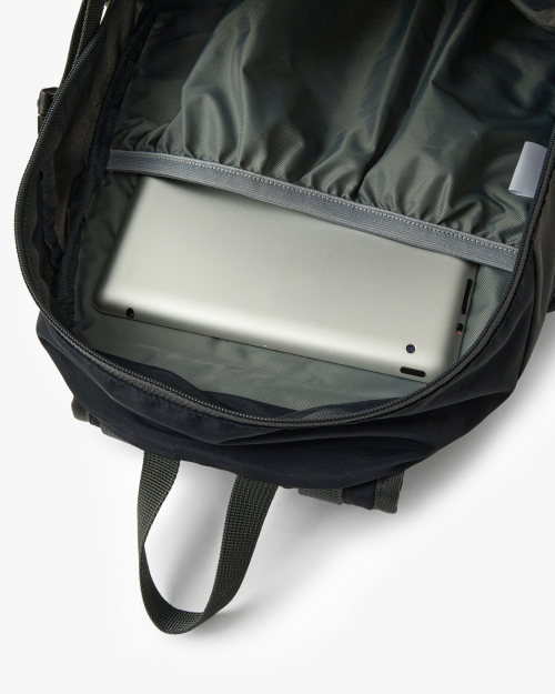 UTILITY BACKPACK [NAVY]