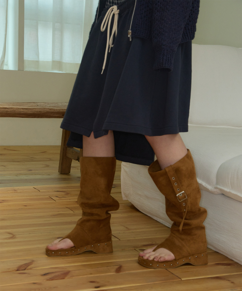 Dune Flip-Flop Wedge Boots