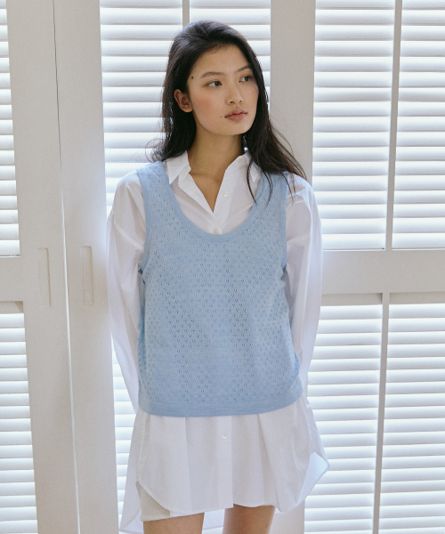 Sukashi Knit Sleeveless Blue
