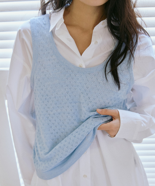 Sukashi Knit Sleeveless Blue