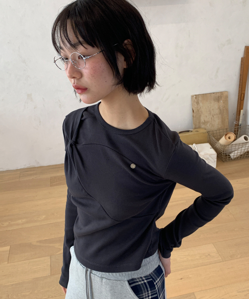 KNOT SEAM LONG SLEEVE CHARCOAL