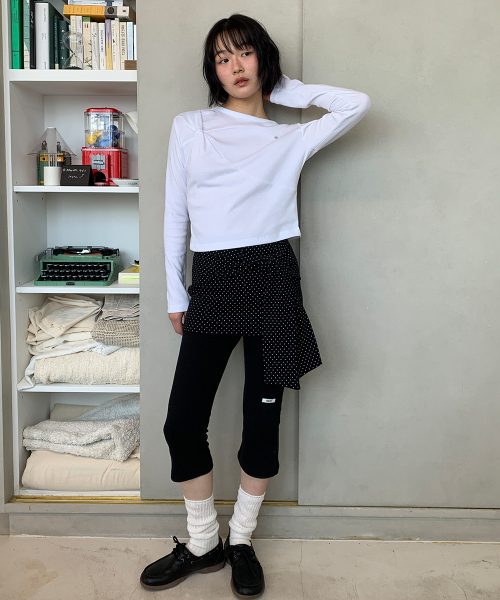 DOT WRAP CAPRI PANTS BLACK