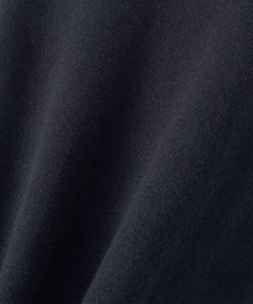 W. V-Neck Solid Knit (Navy)