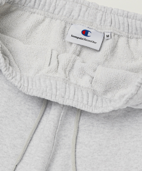 챔피온 X 콤팩트레코드바 빅 로고 스웨트 팬츠 Light Grey