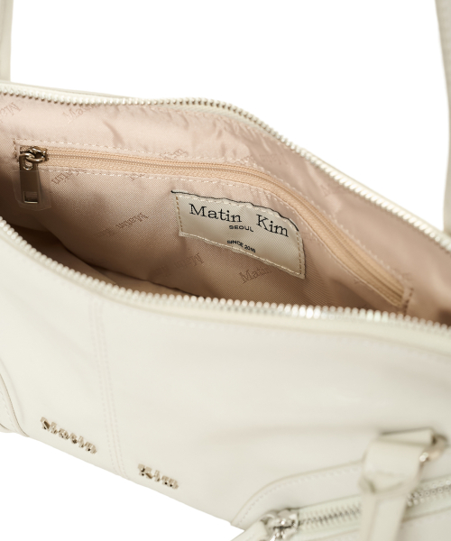 CURVE ZIP BAGUETTE BAG IN LIGHT GREY