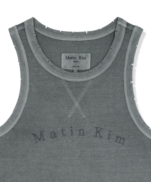 DISTRESSED SLEEVELESS LOGO TOP IN LIGHT GREY