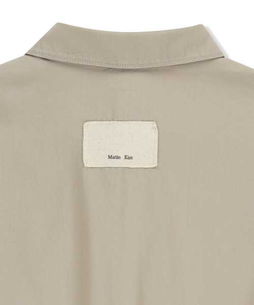 SMALL LOGO COTTON ZIP UP JUMPER IN LIGHT BEIGE