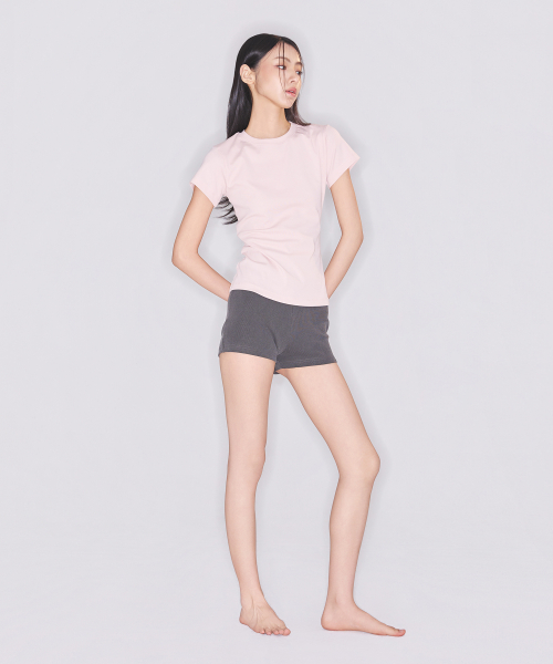 ESSENTIAL TEE